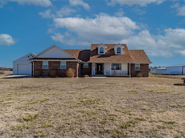1025 N Norfolk, Cushing, OK 74023