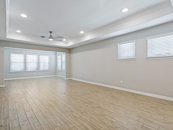 2nd image of 1273 Eagle Ln