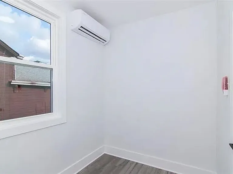 950 Broadway #2F — Photo 9