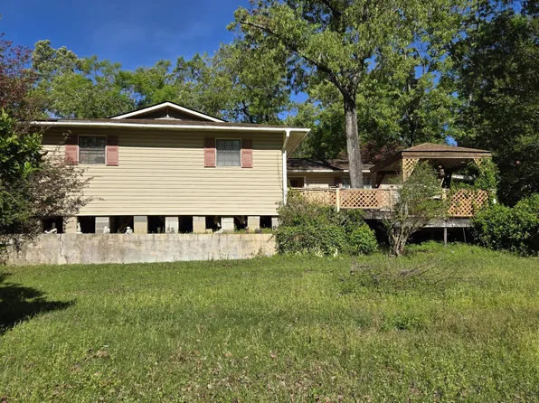 405 Old Highway 49, Wiggins, MS 39577