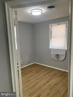 2 bed, 705 sqft, $2,000 — Photo 3