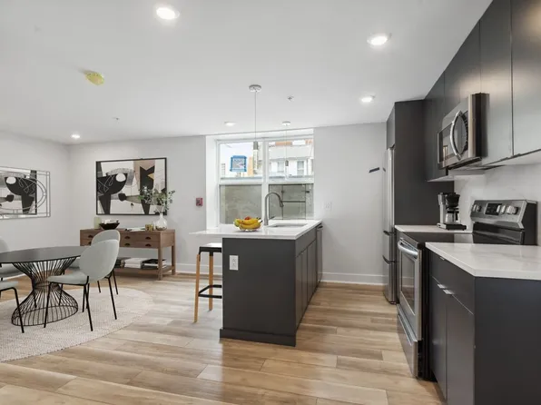 3951 Lancaster
