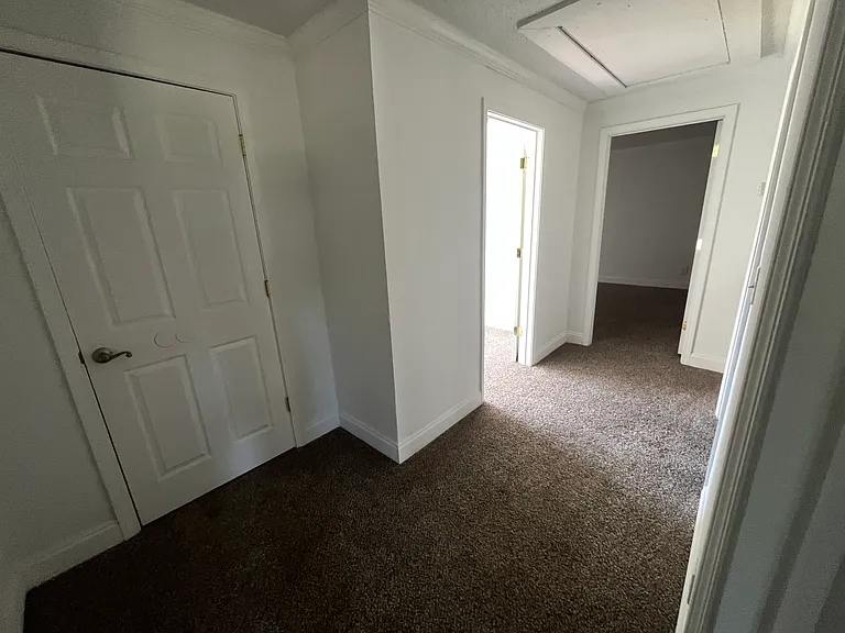 937 Red Fox Rd — Photo 27