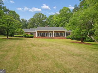 932 Mockingbird Ln, Griffin, GA 30224