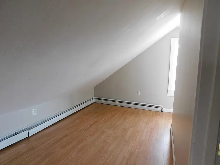 19 Broadway #A — Photo 8