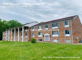 4227 Middlebranch Ave NE APT 5, Canton, OH 44705