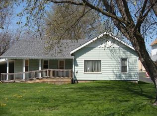 114 S Lincoln St, Braidwood, IL 60408