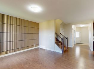 4027 Alexander Way SW, Edmonton, AB T6W 2C5