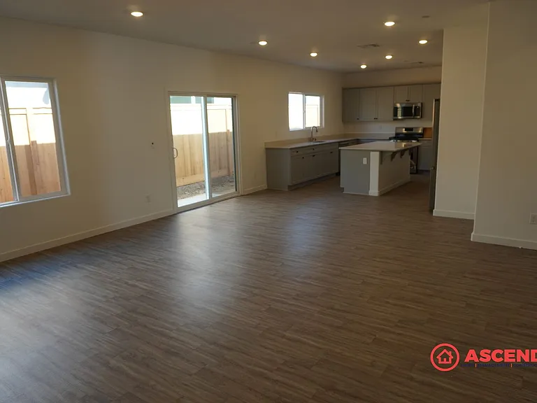 9618 Greenwood Glen Ln — Photo 13