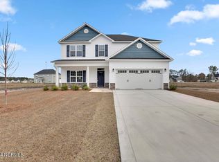 219 Lookout Ln, Sneads Ferry, NC 28460