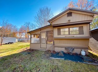 39 Wood Rd, Wayne, ME 04284