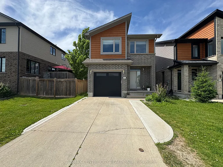 751 Freeport St — Photo 1
