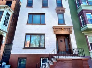 136 3rd St, Troy, NY 12180