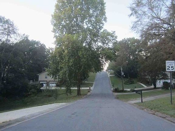 Exterior Neighborhood (street photo)