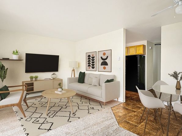 7900 NE 18th Ave #62