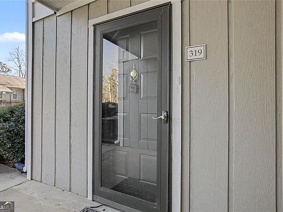 2nd image of 319 Park Ridge Cir