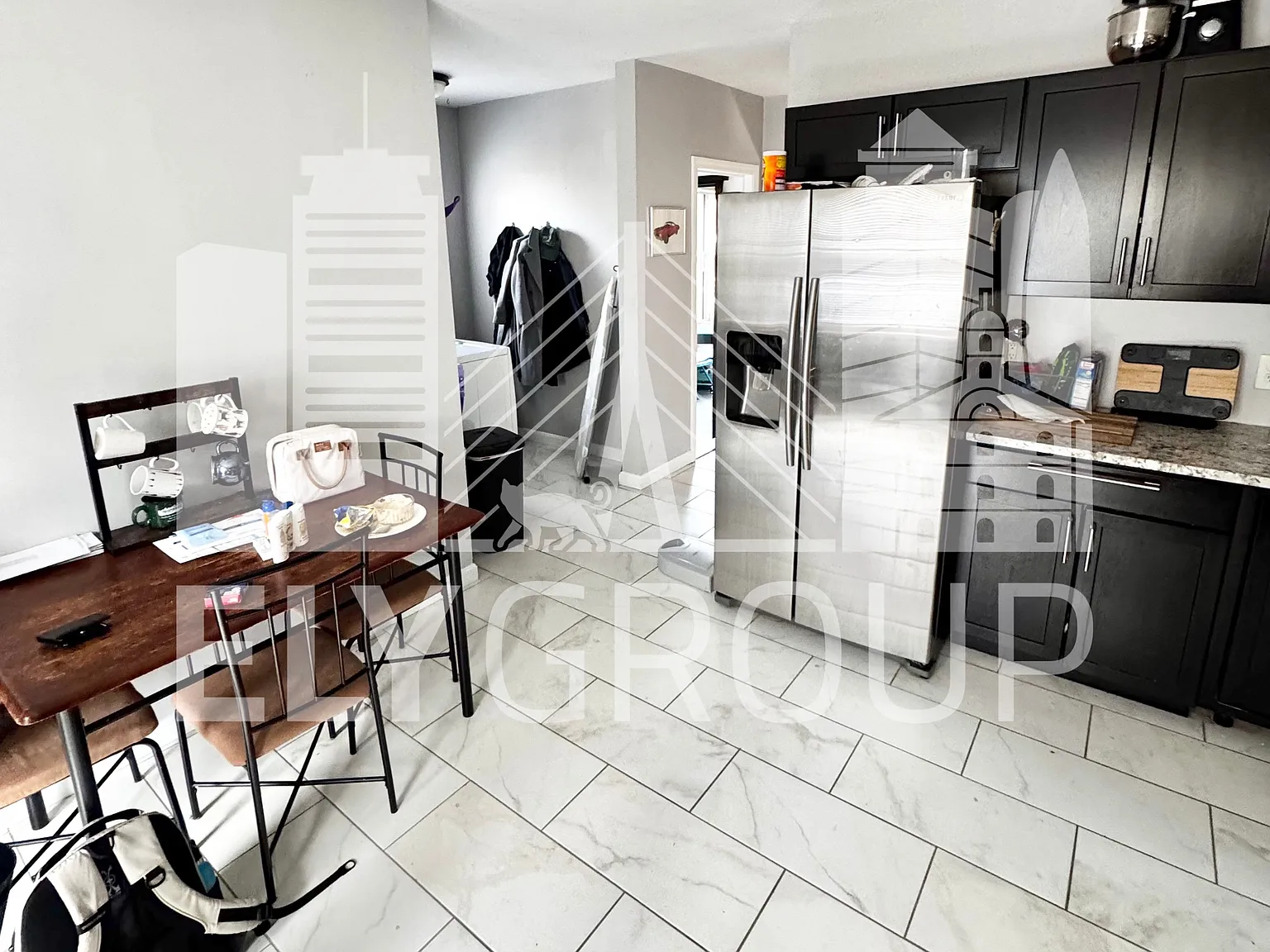 2 bed, 800 sqft, $2,000 — Photo 3