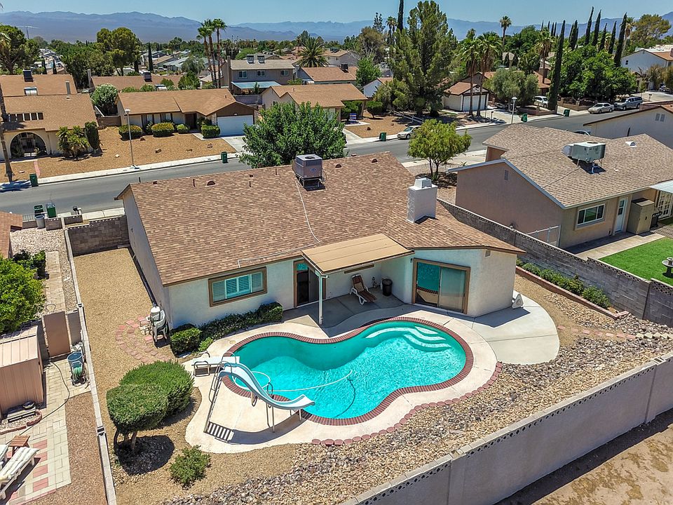1st image of 892 El Camino Way