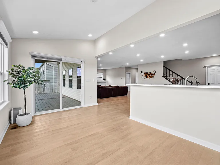 269 Lily Ridge Dr — Photo 12