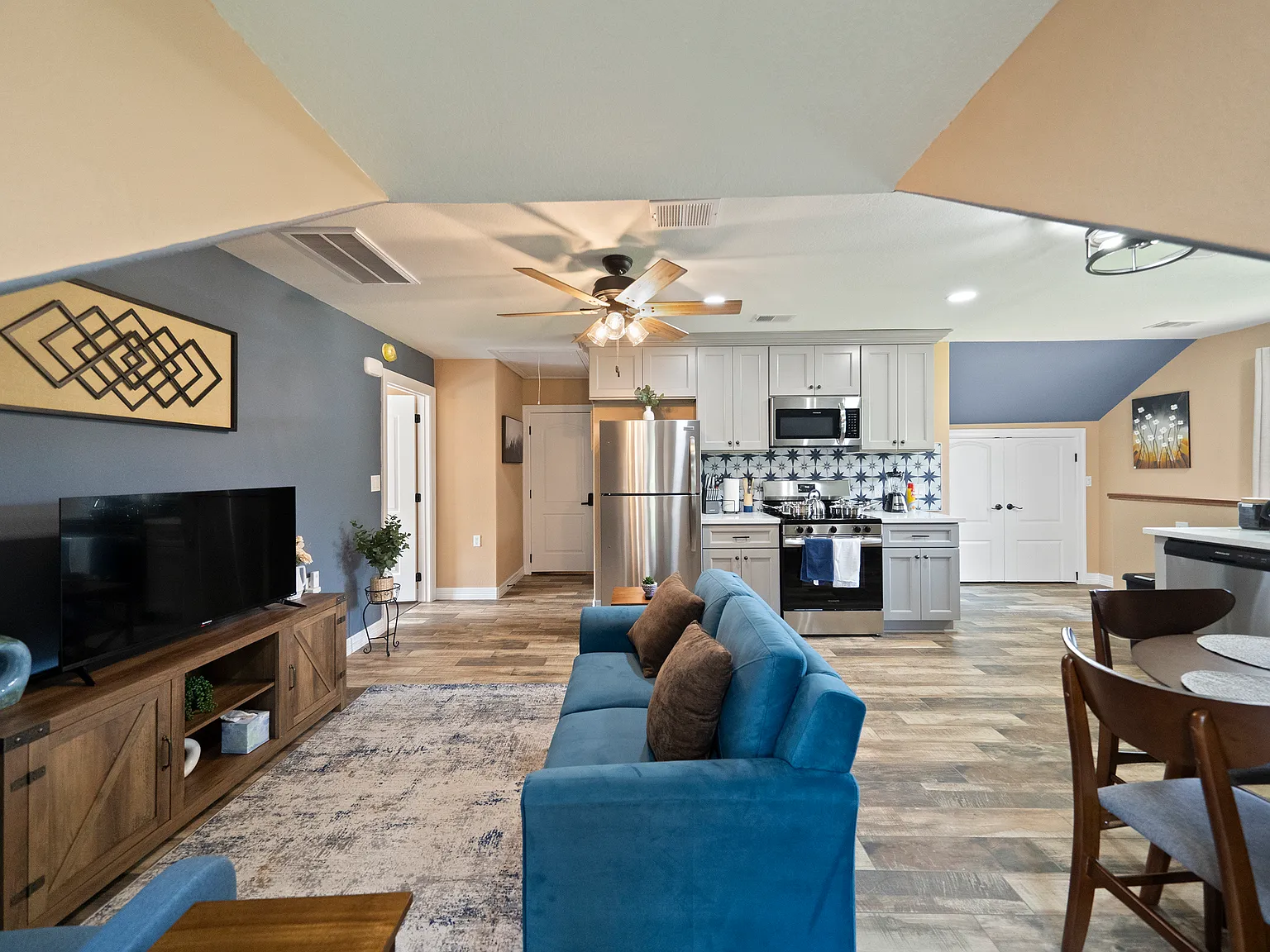 1 bed, 798 sqft, $1,800 — Photo 1