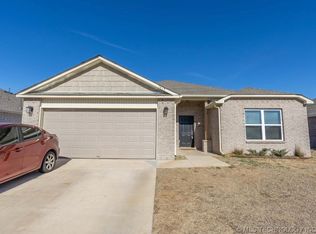 7419 E 158th St S, Bixby, OK 74008