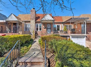 8571 67th Ave, Rego Park, NY 11374