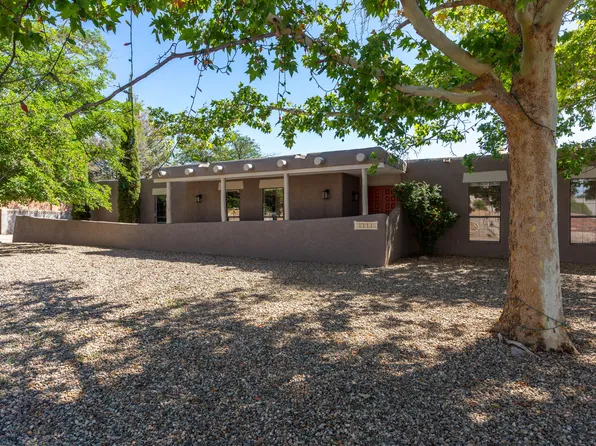 10012 Club Ct NW, Albuquerque, NM 87114