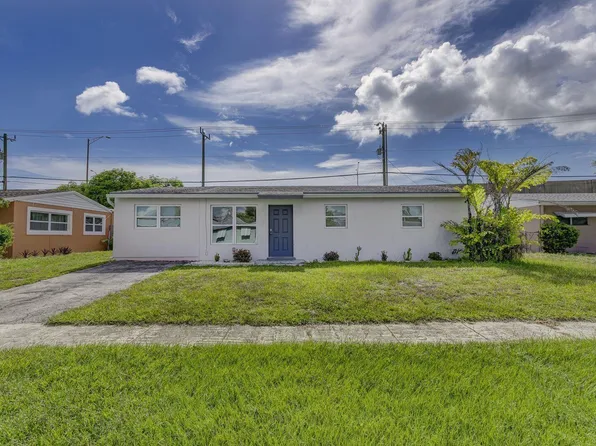 9188 Birmingham Dr, Palm Beach Gardens, FL 33410
