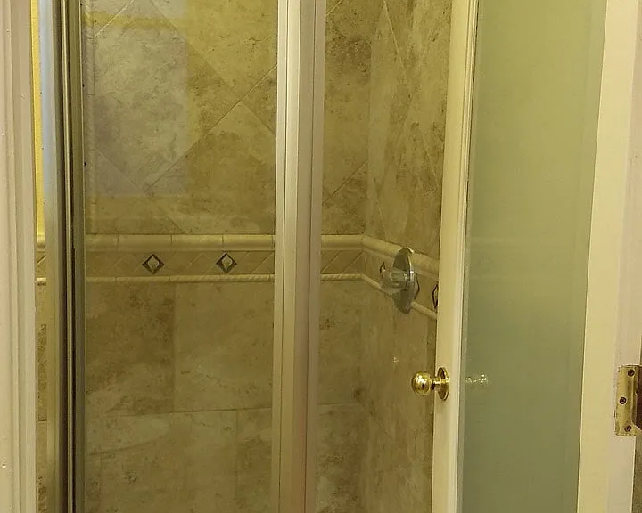 524 Georgia St #208 — Photo 16