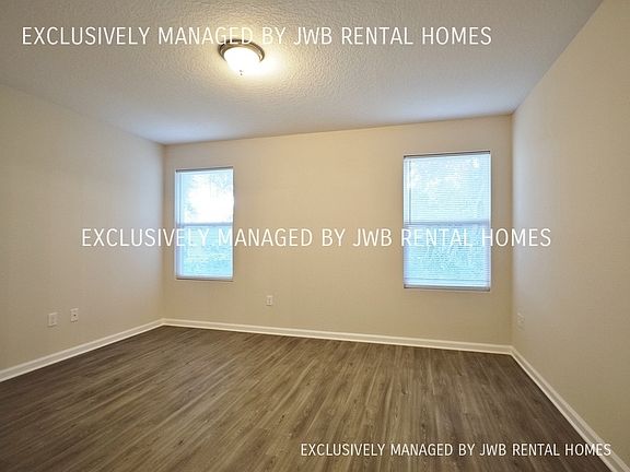 5th image of 1140 Union St E