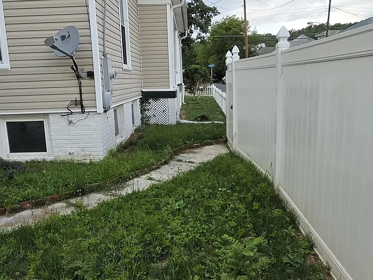 321 Pine St — Photo 4