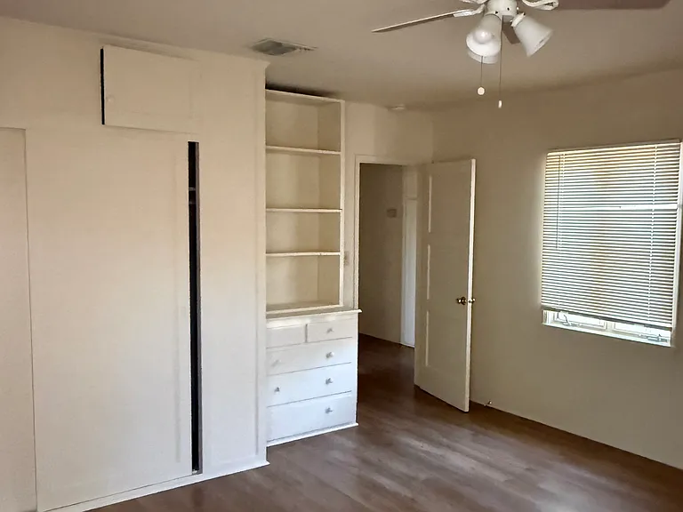 153 E Pasadena St — Photo 11