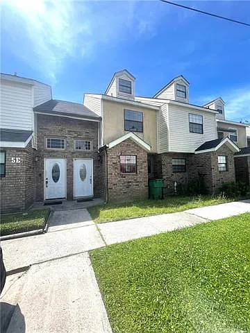 Building Photo - 5 Brandon Hall Dr #D