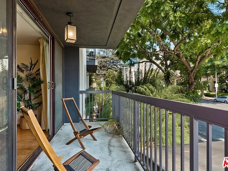 1351 N Crescent Heights Blvd #207 — Photo 22