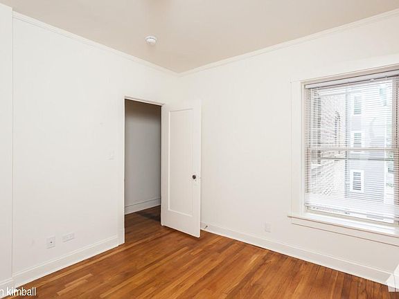 3rd image of 4841 N Kimball Ave #1427
