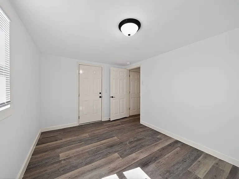 4205 Carroll Ave — Photo 19