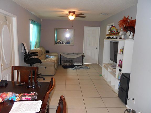 5th image of 3290 NE 10th Avenue