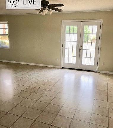 4th image of 3020 S Lamar Blvd