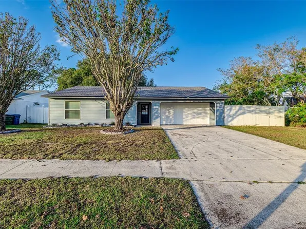 129 Rebecca Dr NE, Winter Haven, FL 33881