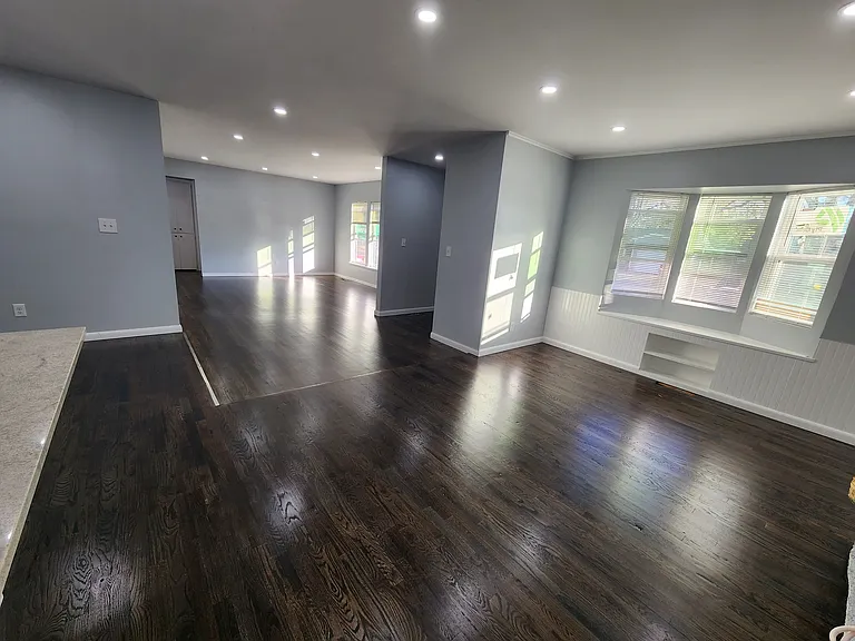 1807 E Young St — Photo 10