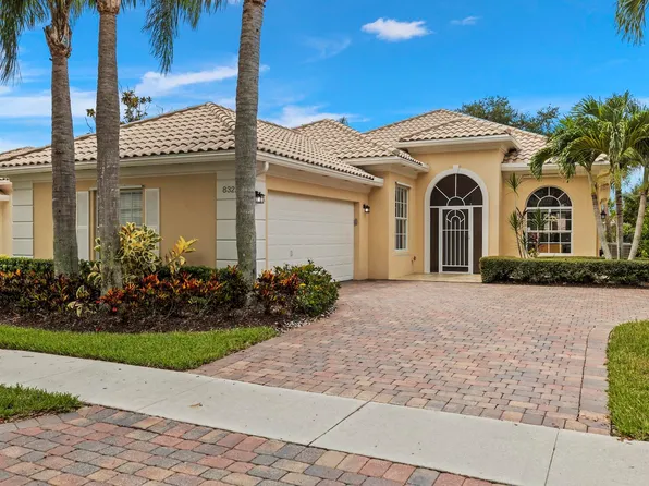 8322 Dominica Place, Wellington, FL 33414