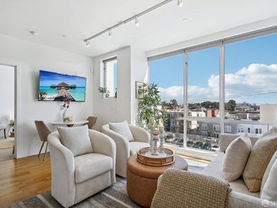 380 14th St APT 405, San Francisco, CA, 94103