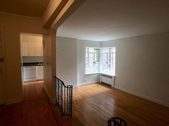 2nd image of 135 W 225th St APT J