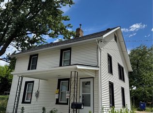 817 Ashbaugh Ln, East Liverpool, OH 43920