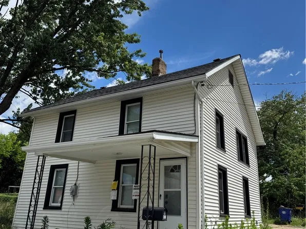 817 Ashbaugh Ln, East Liverpool, OH 43920