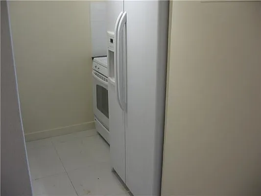 Rented by RELO REDAC INC. | media 13