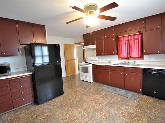 5th image of 414 Newell St