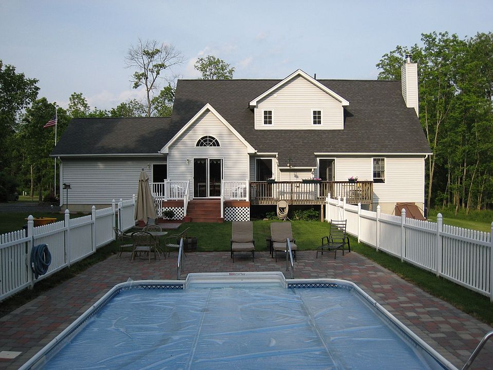 2nd image of 36 Lovington Ct
