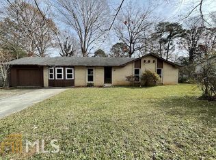 6076 Fieldcrest Dr, Morrow, GA 30260