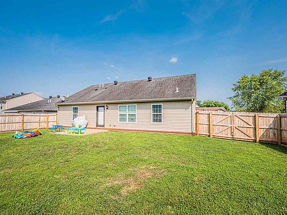 5th image of 1130 Red Poppy Ct